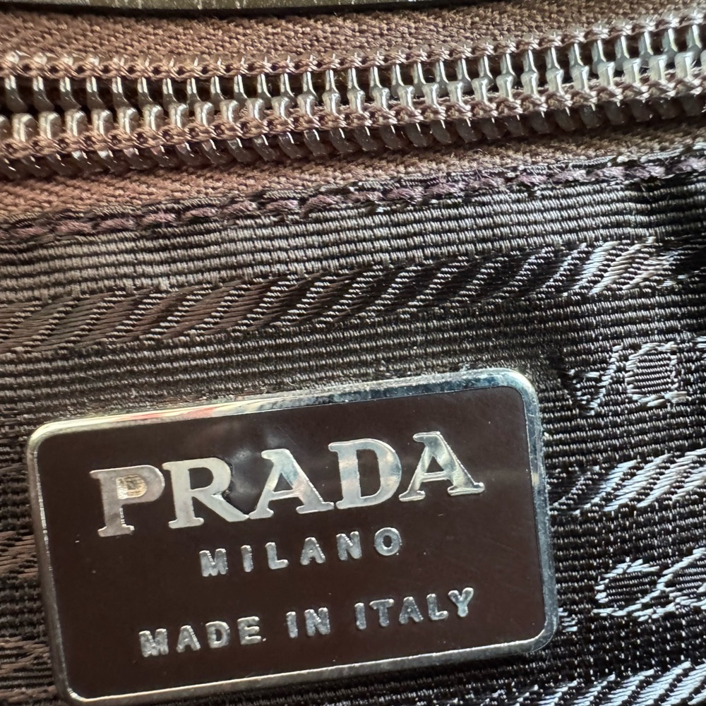 Prada B7400 Vitello Lissato Shoulder Bag – Loden – Vintage 1998 - Picture 3 of 11